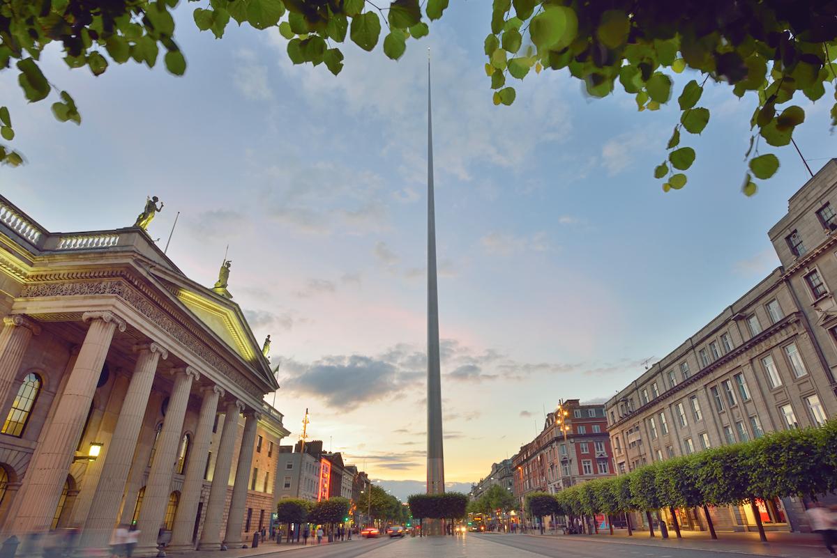 Le Spire de Dublin est une gigantesque tour en forme d’aiguille qui mesure 120 mètres de haut située sur O'Connell Street