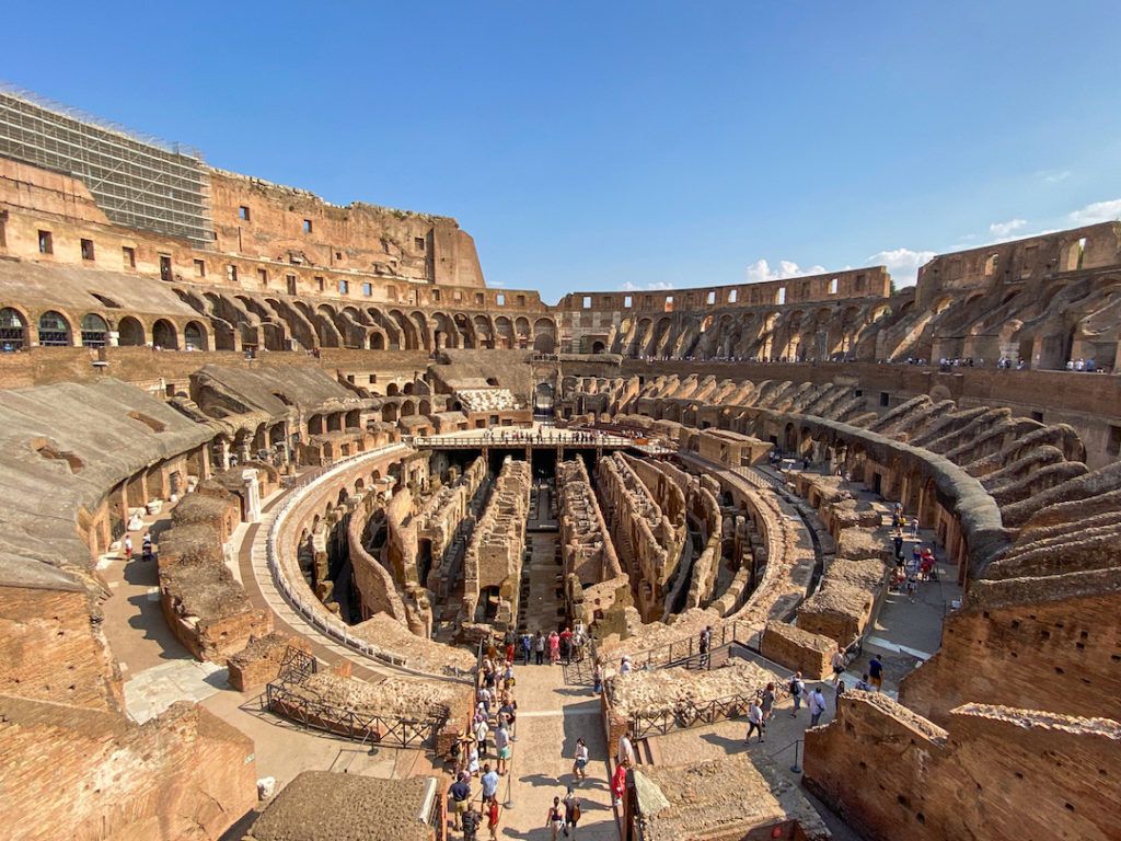 Intérieur du Colisée de Rome